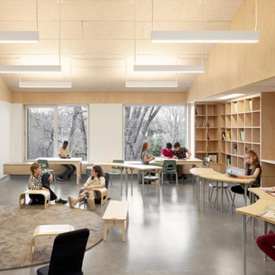 szkoła – budownictwo zrównoważone L'École de l'Étincelle | fot.: Maxime Brouillet